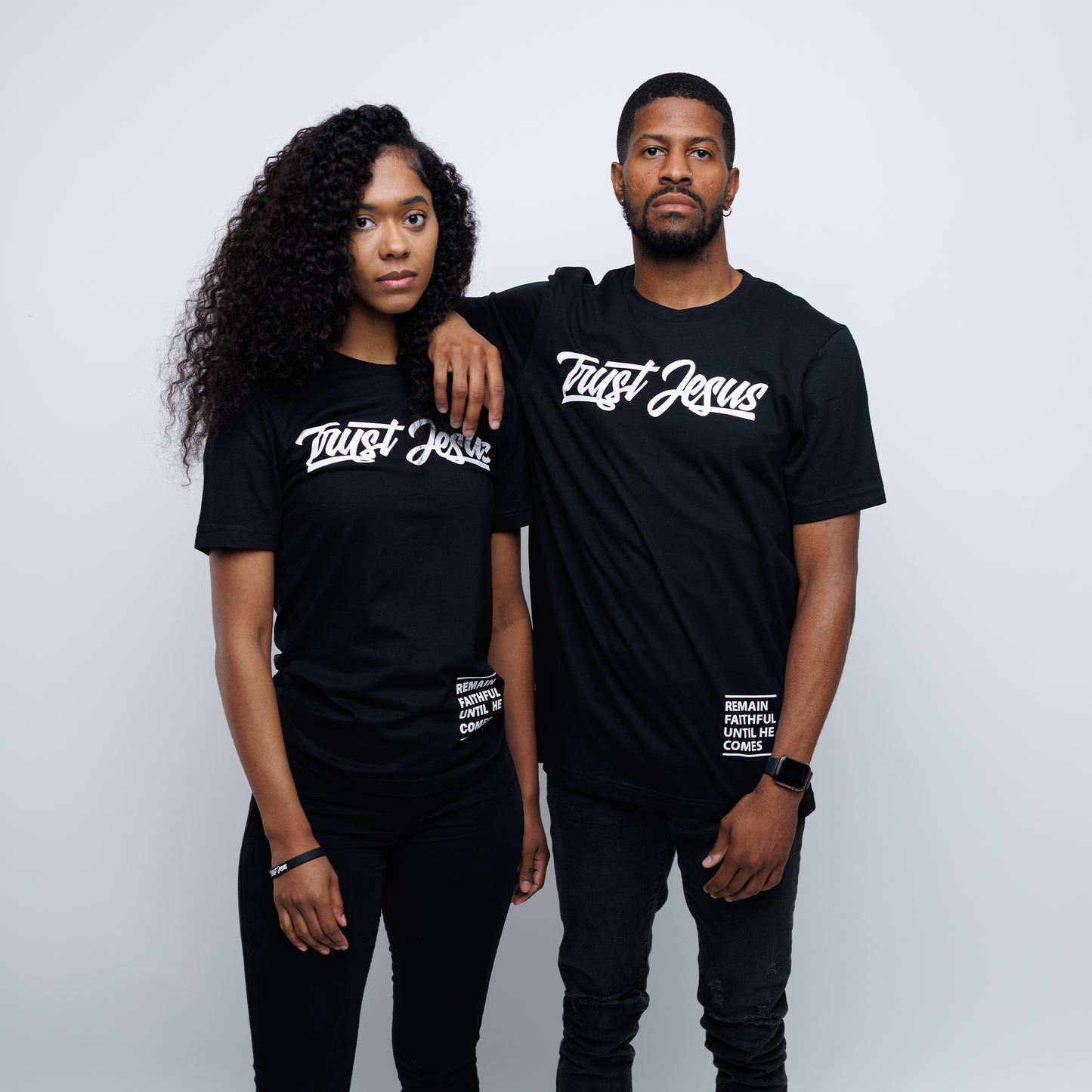 TRUST JESUS BLACK T-SHIRT